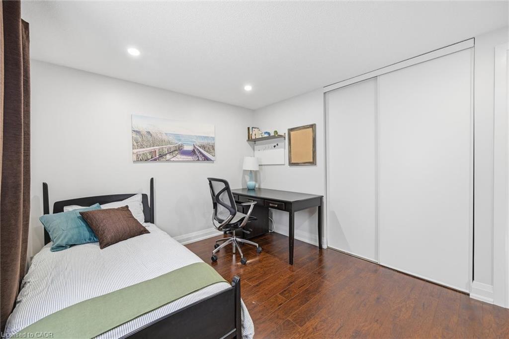 123 Athenia Drive, Stoney Creek, ON - Indoor