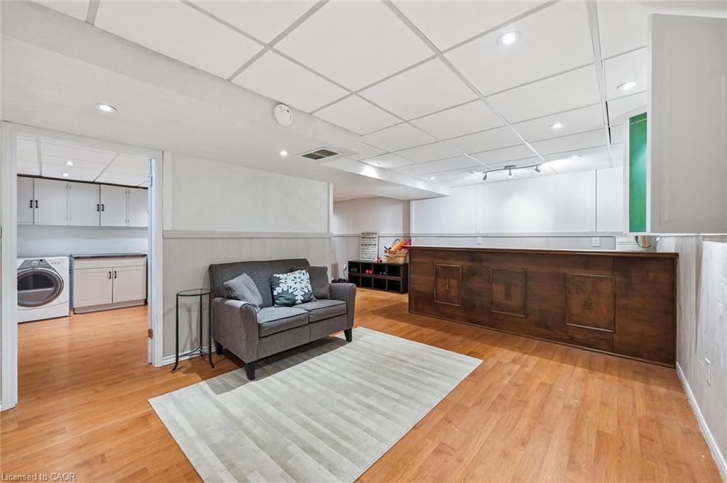 123 Athenia Drive, Stoney Creek, ON - Indoor