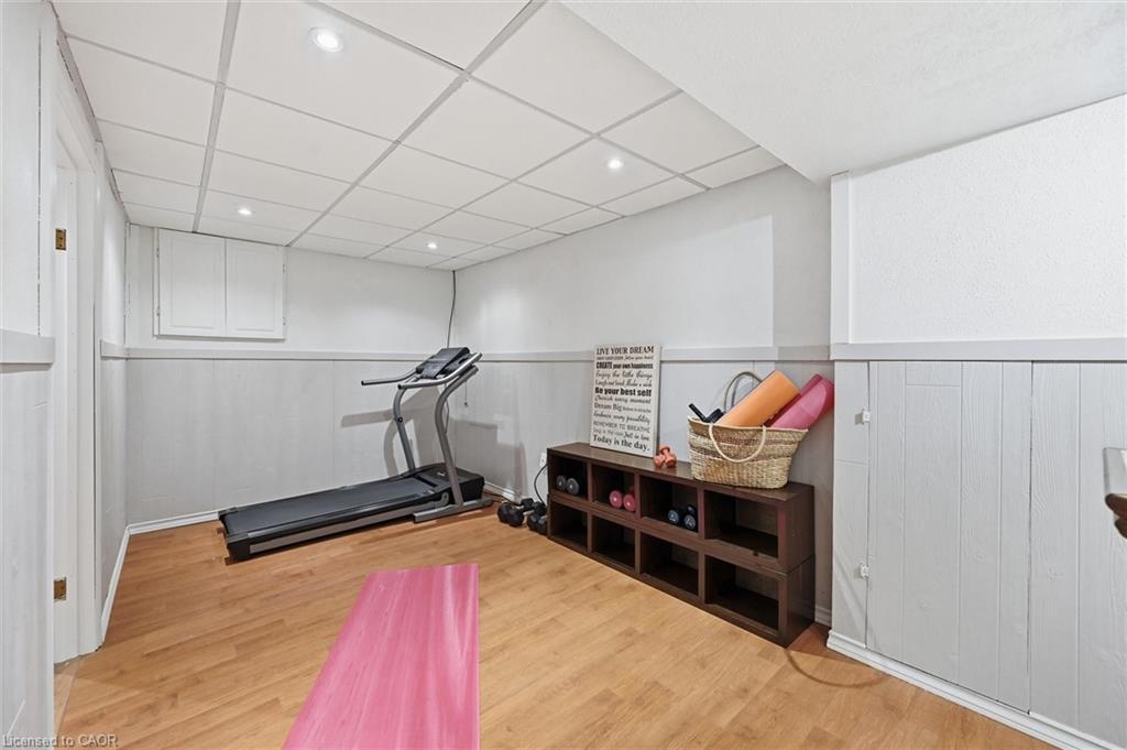 123 Athenia Drive, Stoney Creek, ON - Indoor