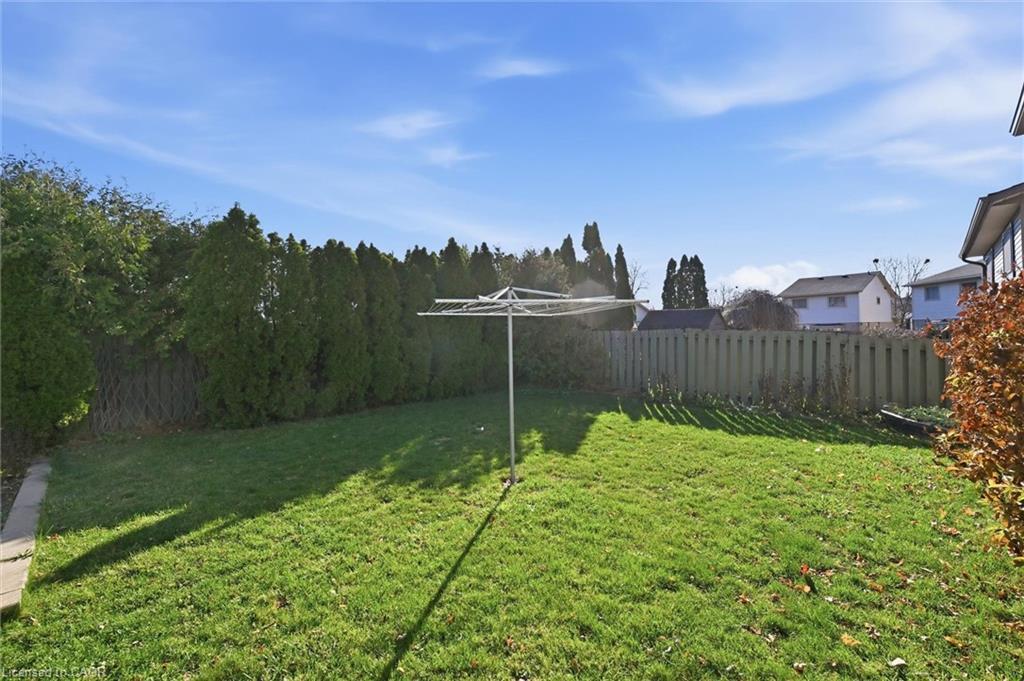 123 Athenia Drive, Stoney Creek, ON - Outdoor