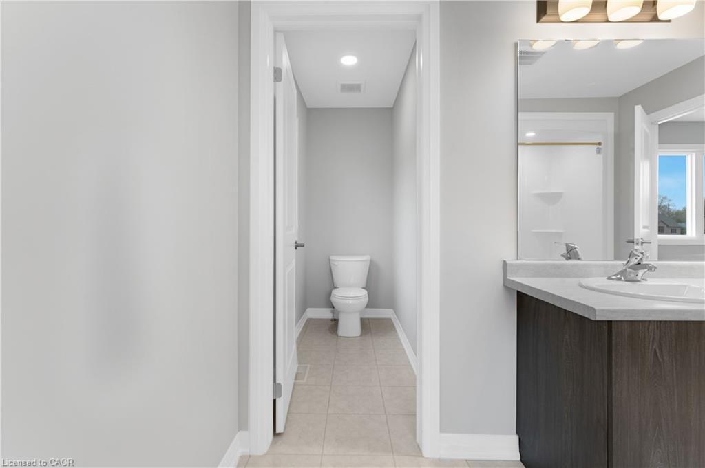 778 Bradford Avenue, Fort Erie, ON - Indoor Photo Showing Bathroom