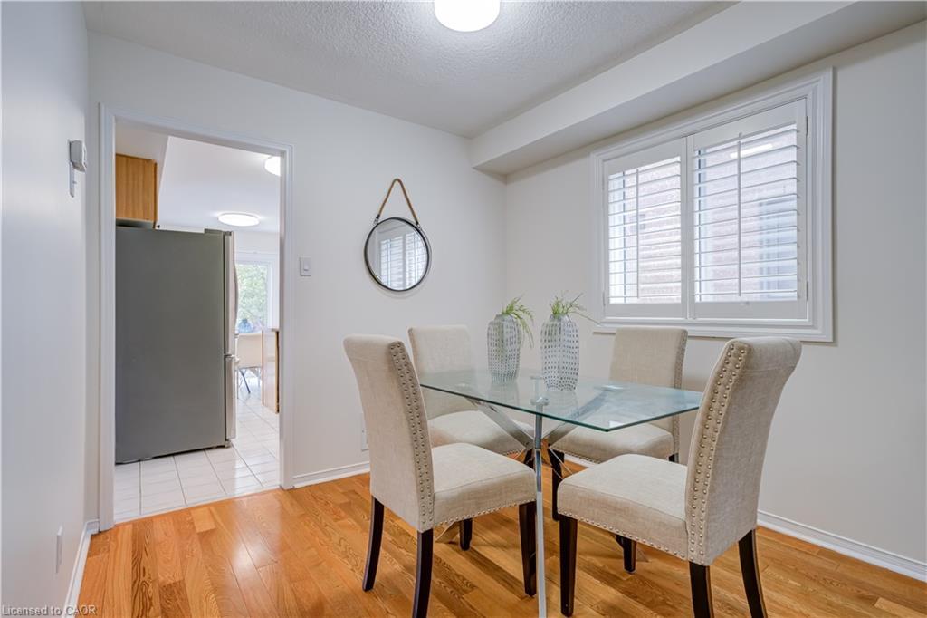 61 Cedarwood Crescent, Brampton, ON - Indoor Photo Showing Dining Room
