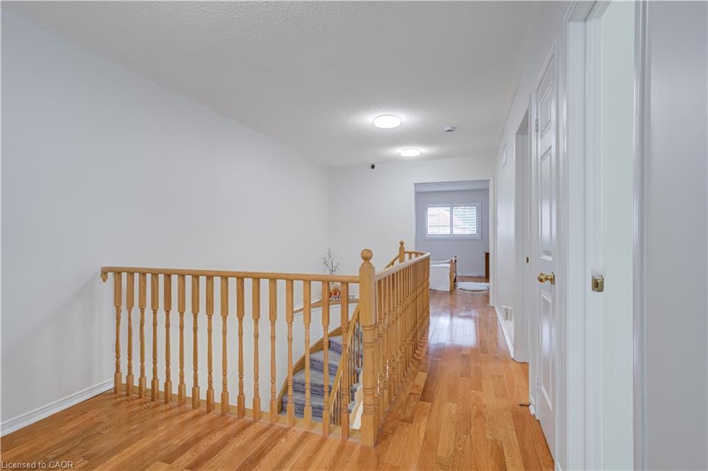 61 Cedarwood Crescent, Brampton, ON - Indoor Photo Showing Other Room