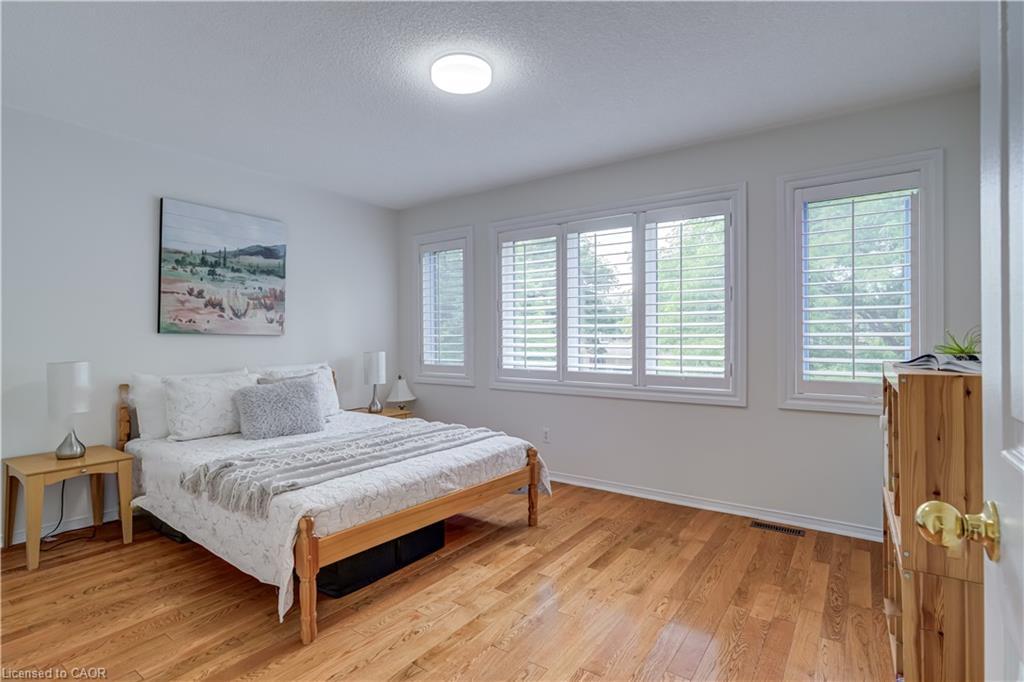 61 Cedarwood Crescent, Brampton, ON - Indoor Photo Showing Bedroom