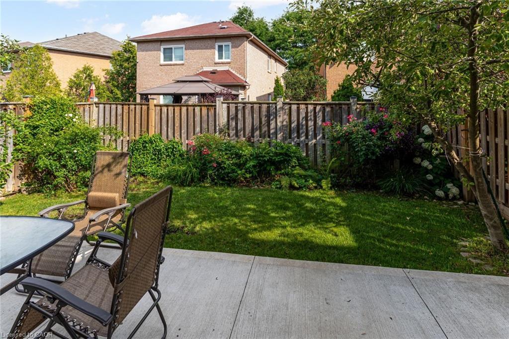 61 Cedarwood Crescent, Brampton, ON - Outdoor