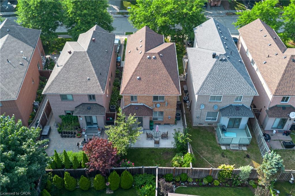 61 Cedarwood Crescent, Brampton, ON - Outdoor