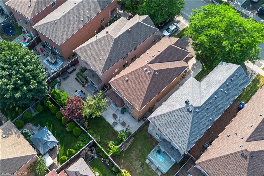 61 Cedarwood Crescent, Brampton, ON - Outdoor