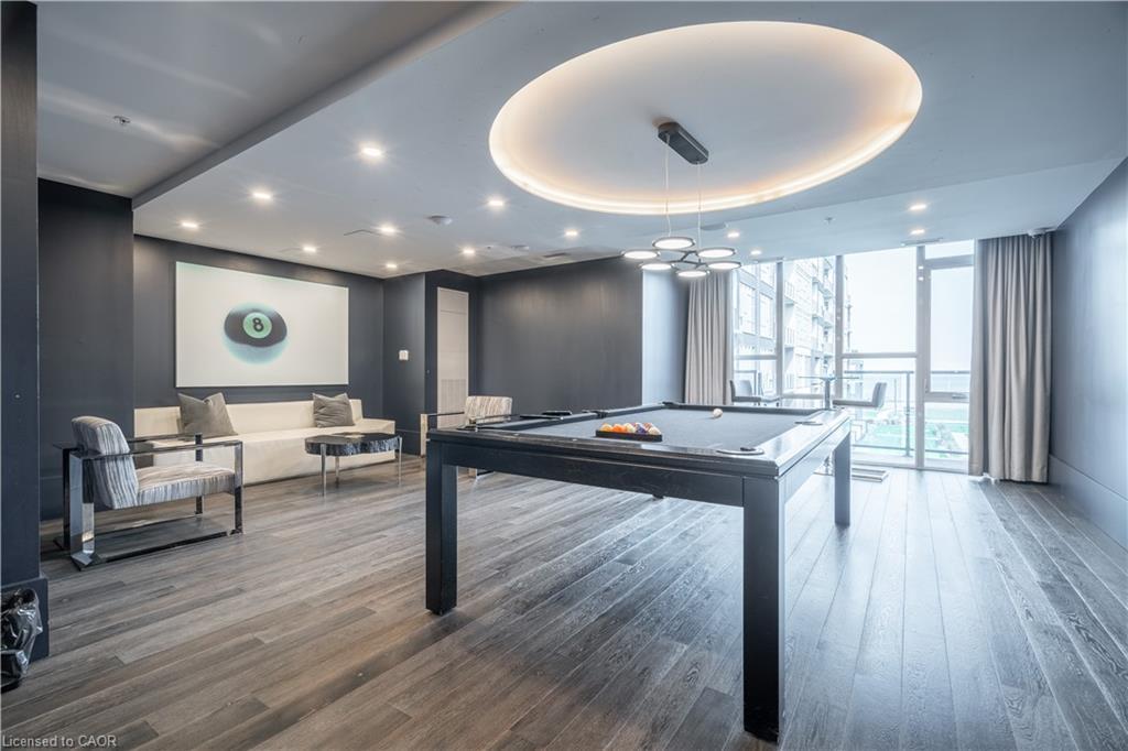 426-16 Concord Place, Grimsby, ON - Indoor Photo Showing Other Room