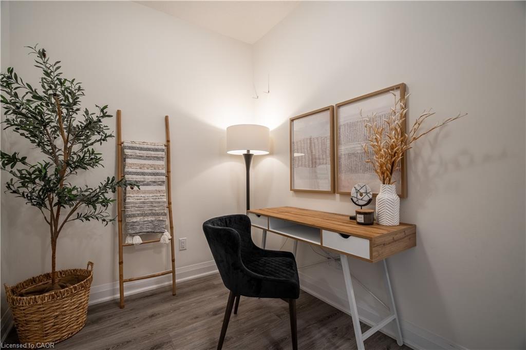 426-16 Concord Place, Grimsby, ON - Indoor Photo Showing Other Room