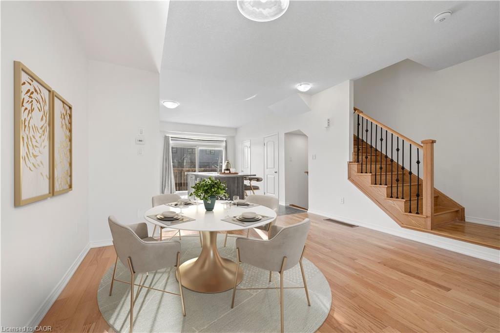 81 Holder Drive, Brantford, ON - Indoor Photo Showing Dining Room
