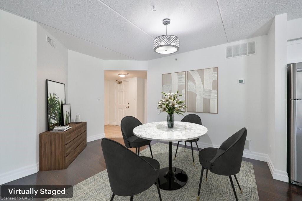 113-2035 Appleby Line, Burlington, ON - Indoor