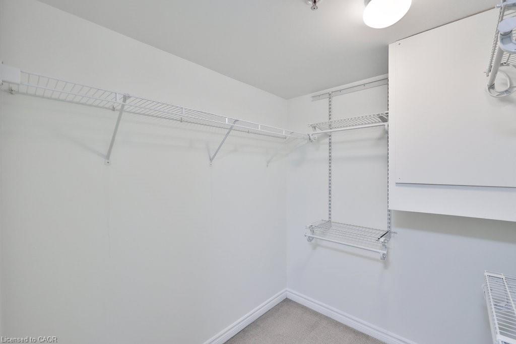 113-2035 Appleby Line, Burlington, ON - Indoor With Storage