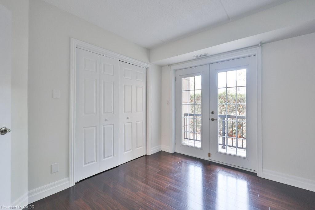 113-2035 Appleby Line, Burlington, ON - Indoor Photo Showing Other Room