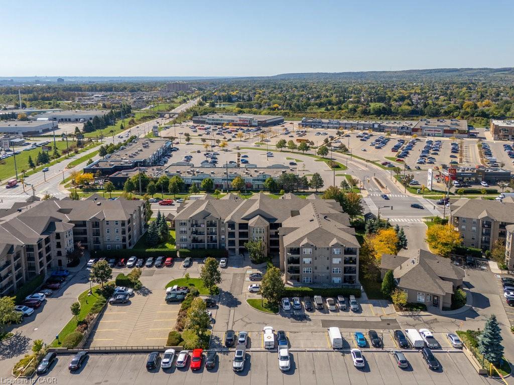 113-2035 Appleby Line, Burlington, ON - Outdoor With View