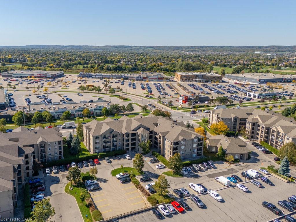 113-2035 Appleby Line, Burlington, ON - Outdoor With View