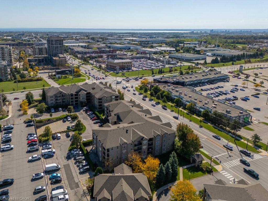 113-2035 Appleby Line, Burlington, ON - Outdoor With View