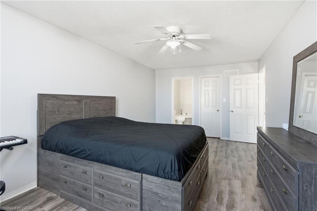 2 Racalmuto Street, Hamilton, ON - Indoor Photo Showing Bedroom