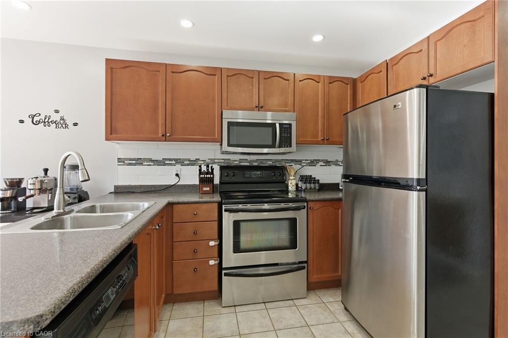 2 Racalmuto Street, Hamilton, ON - Indoor Photo Showing Kitchen With Double Sink