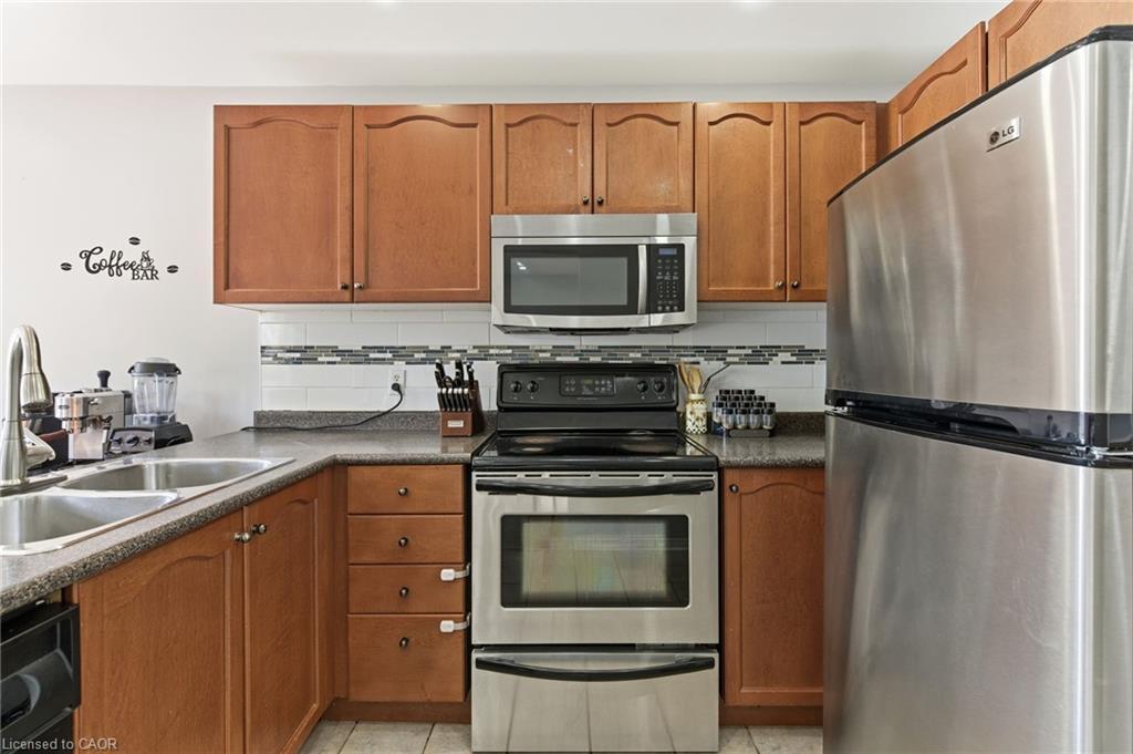 2 Racalmuto Street, Hamilton, ON - Indoor Photo Showing Kitchen With Double Sink