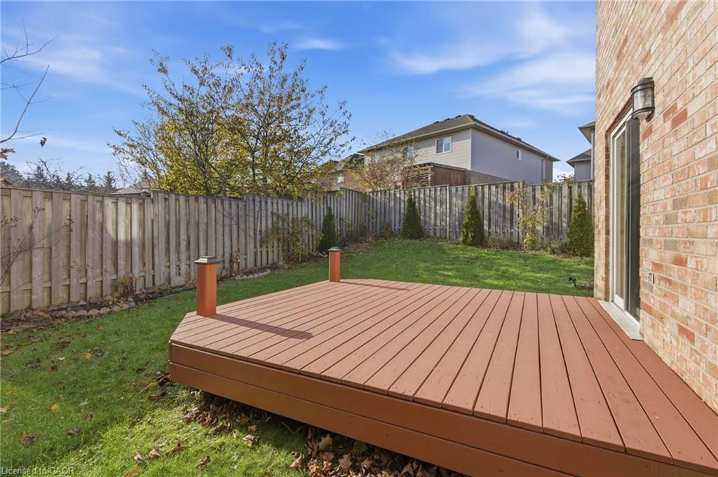 2 Racalmuto Street, Hamilton, ON - Outdoor