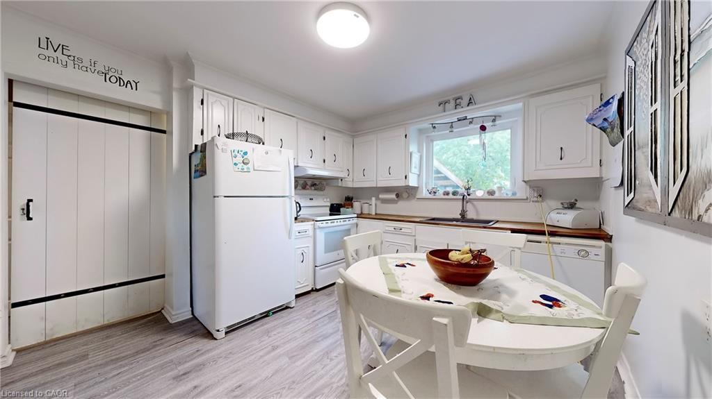 1306-08 Leighland Road, Burlington, ON - Indoor Photo Showing Kitchen