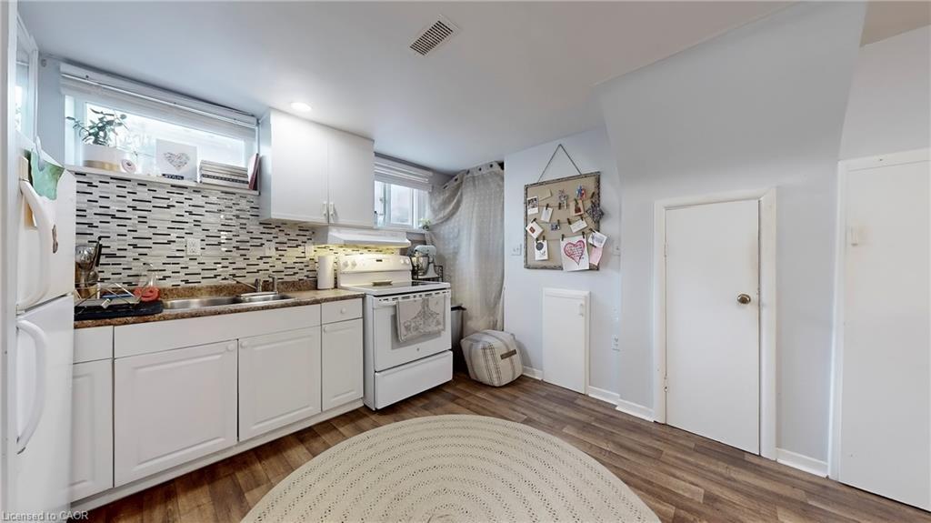 1306-08 Leighland Road, Burlington, ON - Indoor Photo Showing Other Room