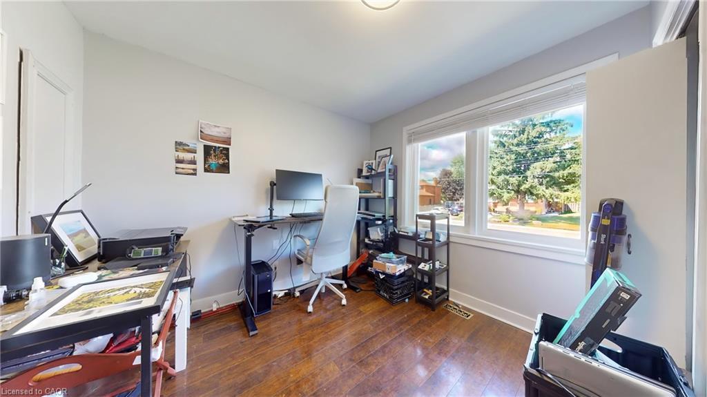 1306-08 Leighland Road, Burlington, ON - Indoor