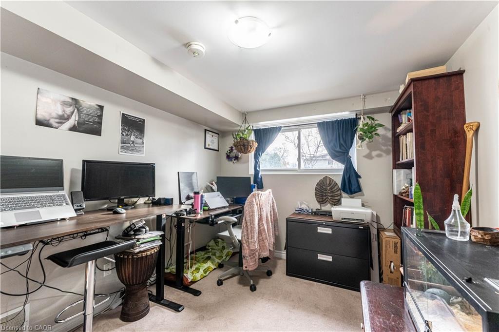 2-185 Bellingham Drive, Hamilton, ON - Indoor Photo Showing Office