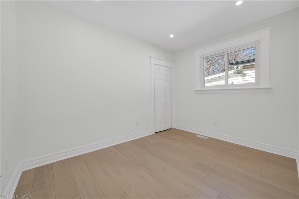 2-229 Geneva Street, St. Catharines, ON - Indoor Photo Showing Other Room