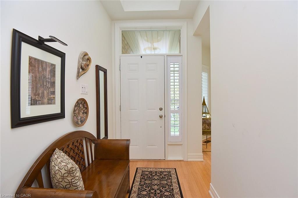 35 Riding Park Place, Dundas, ON - Indoor Photo Showing Other Room