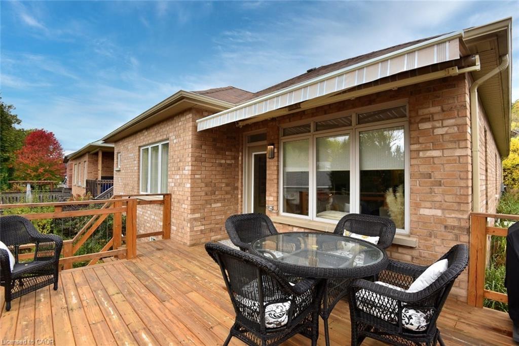 35 Riding Park Place, Dundas, ON - Outdoor With Deck Patio Veranda With Exterior
