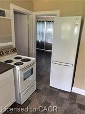3-5108 Montrose Road, Niagara Falls, ON - Indoor Photo Showing Kitchen