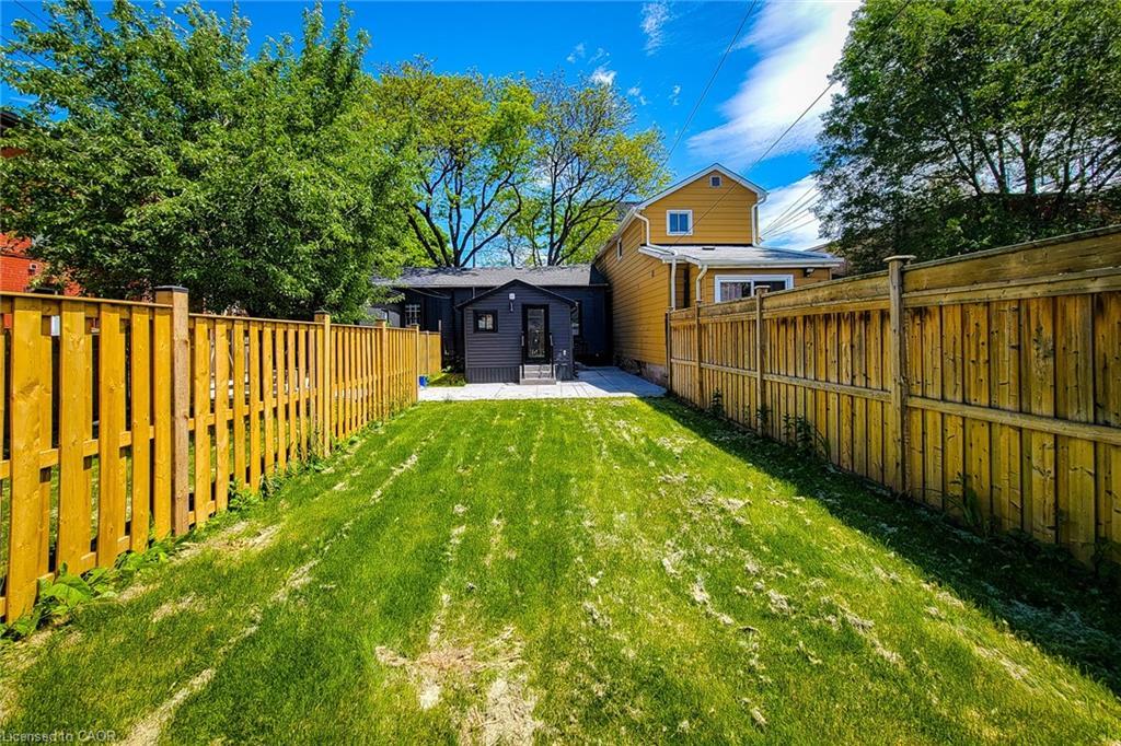 51 West Avenue N, Hamilton, ON - Outdoor