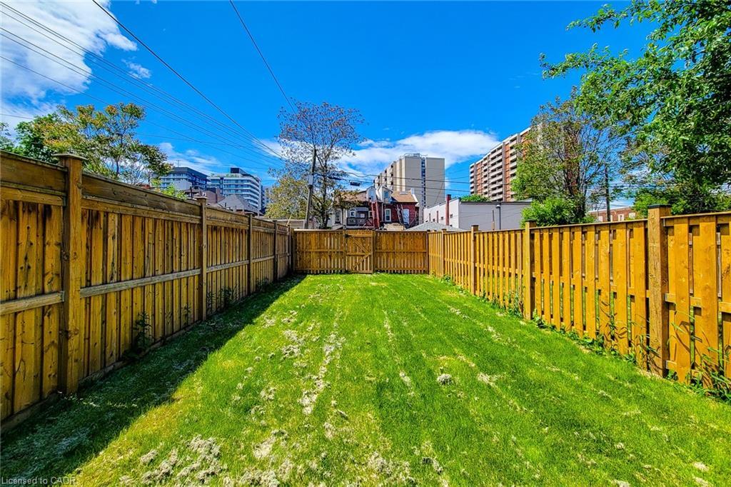 51 West Avenue N, Hamilton, ON - Outdoor With Backyard