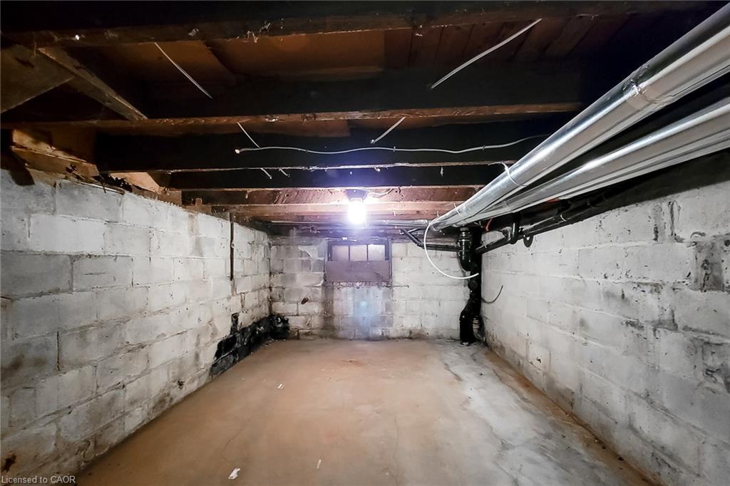 51 West Avenue N, Hamilton, ON - Indoor Photo Showing Basement