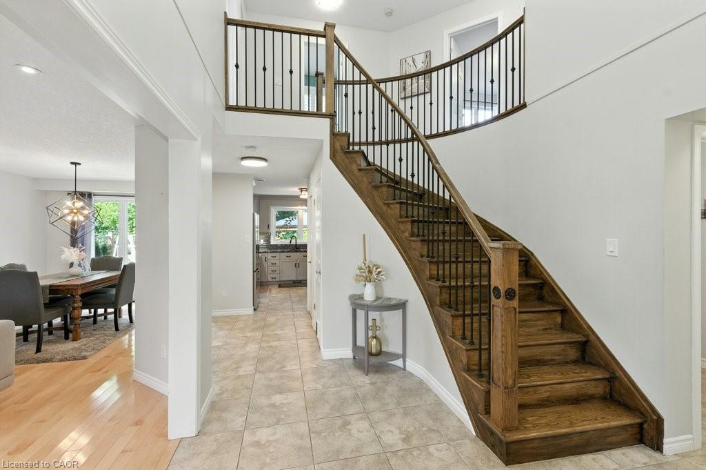 120 Spencer Drive, Elora, ON - Indoor Photo Showing Other Room