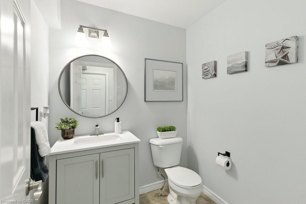 120 Spencer Drive, Elora, ON - Indoor Photo Showing Bathroom