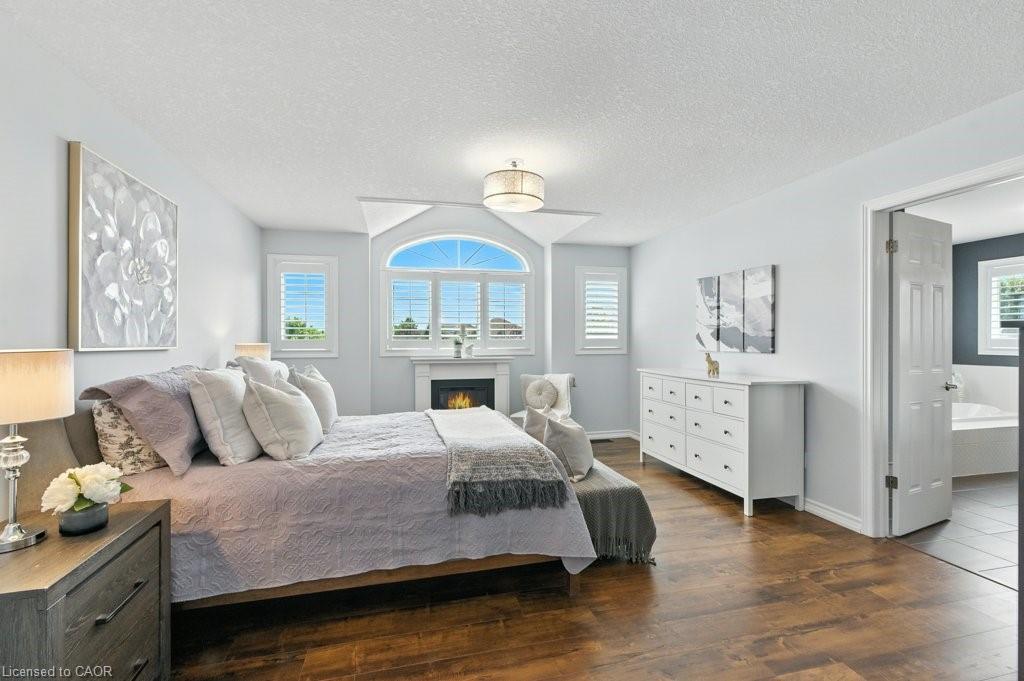 120 Spencer Drive, Elora, ON - Indoor Photo Showing Bedroom