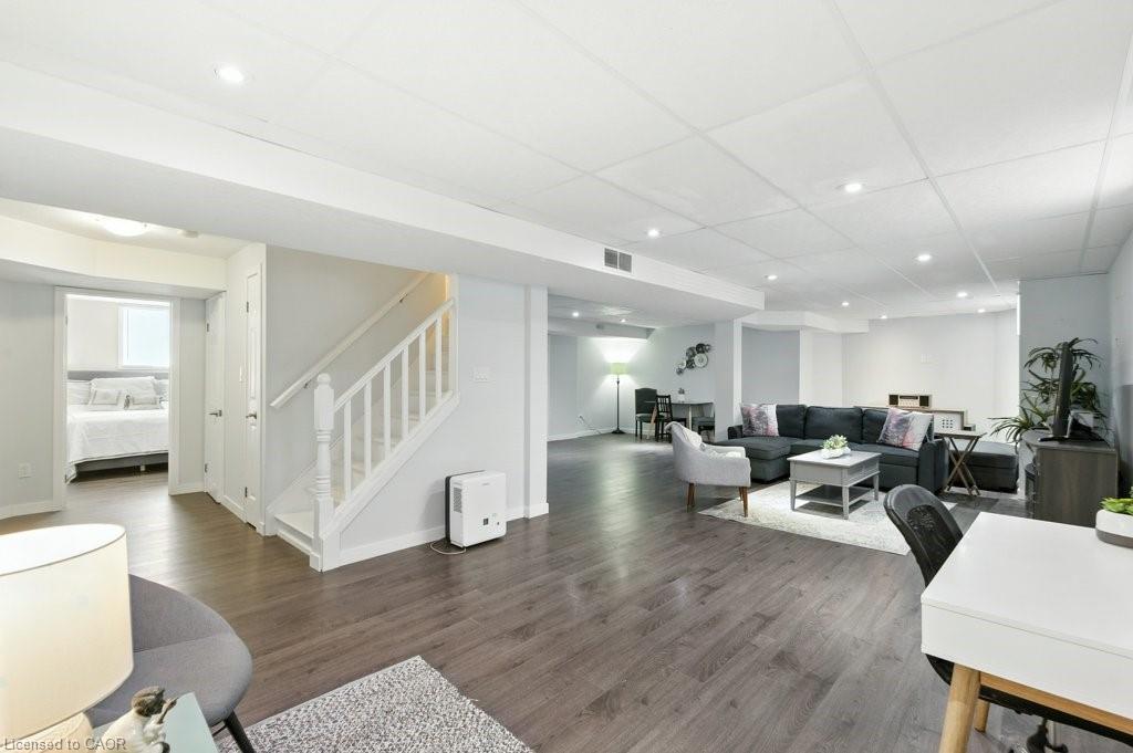 120 Spencer Drive, Elora, ON - Indoor