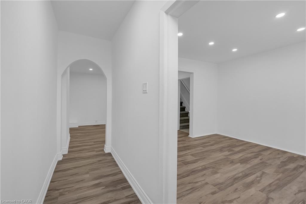143 Ferrie Street E, Hamilton, ON - Indoor Photo Showing Other Room