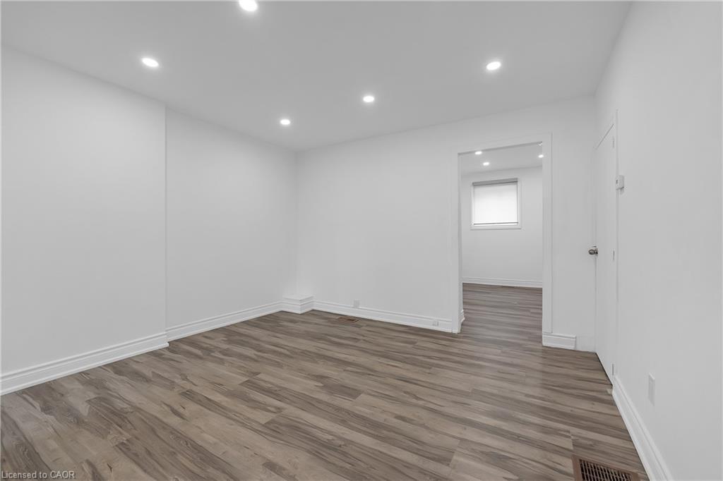 143 Ferrie Street E, Hamilton, ON - Indoor Photo Showing Other Room
