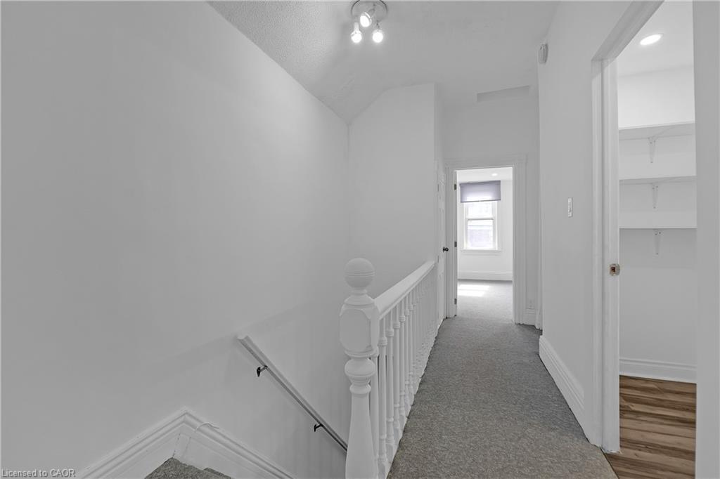 143 Ferrie Street E, Hamilton, ON - Indoor Photo Showing Other Room