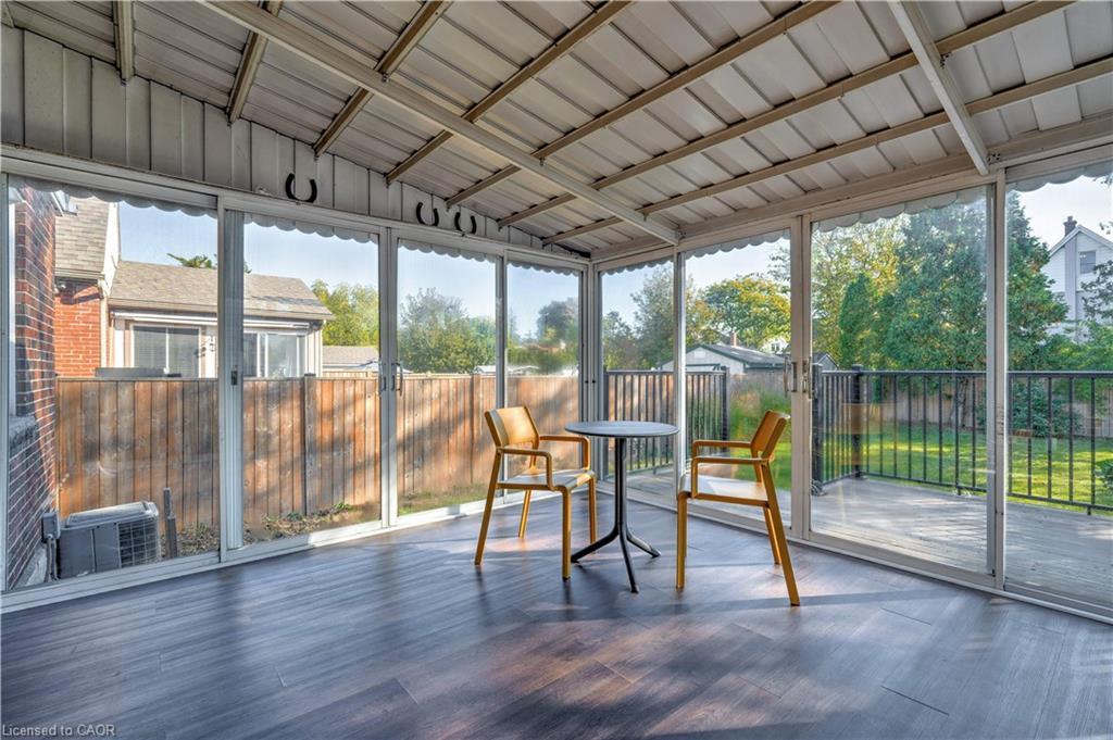 97 Knyvet Avenue, Hamilton, ON - Indoor