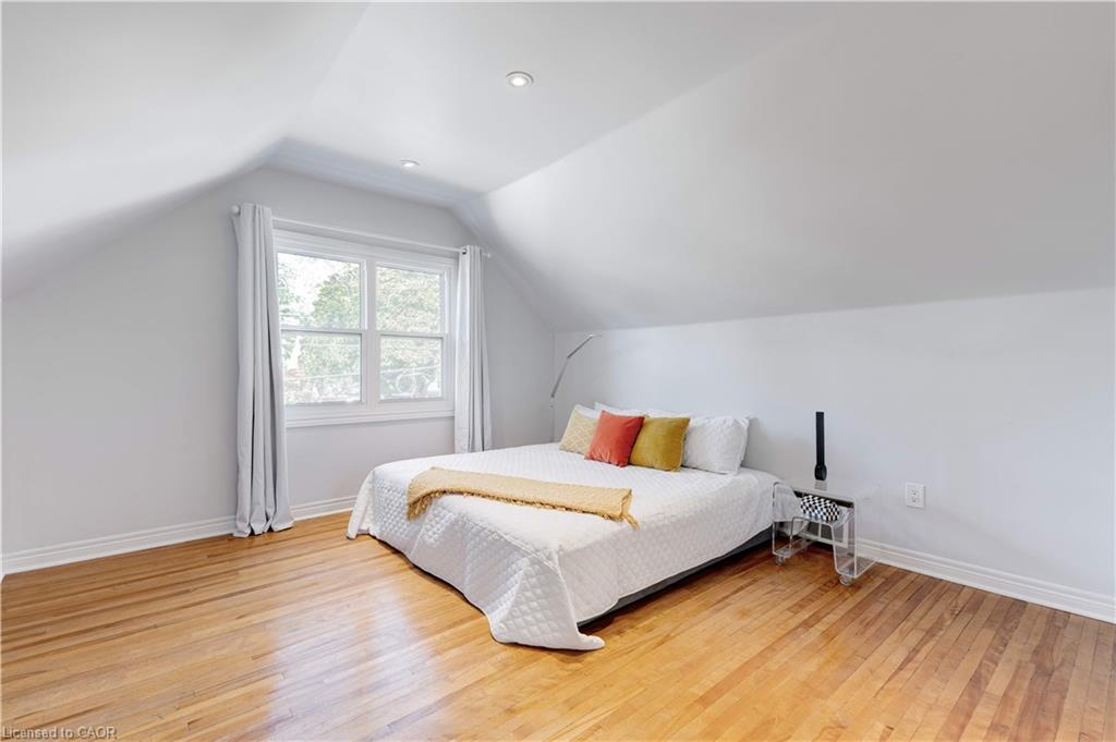 97 Knyvet Avenue, Hamilton, ON - Indoor Photo Showing Bedroom