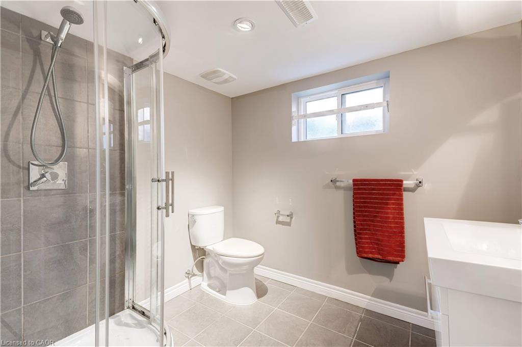 97 Knyvet Avenue, Hamilton, ON - Indoor Photo Showing Bathroom