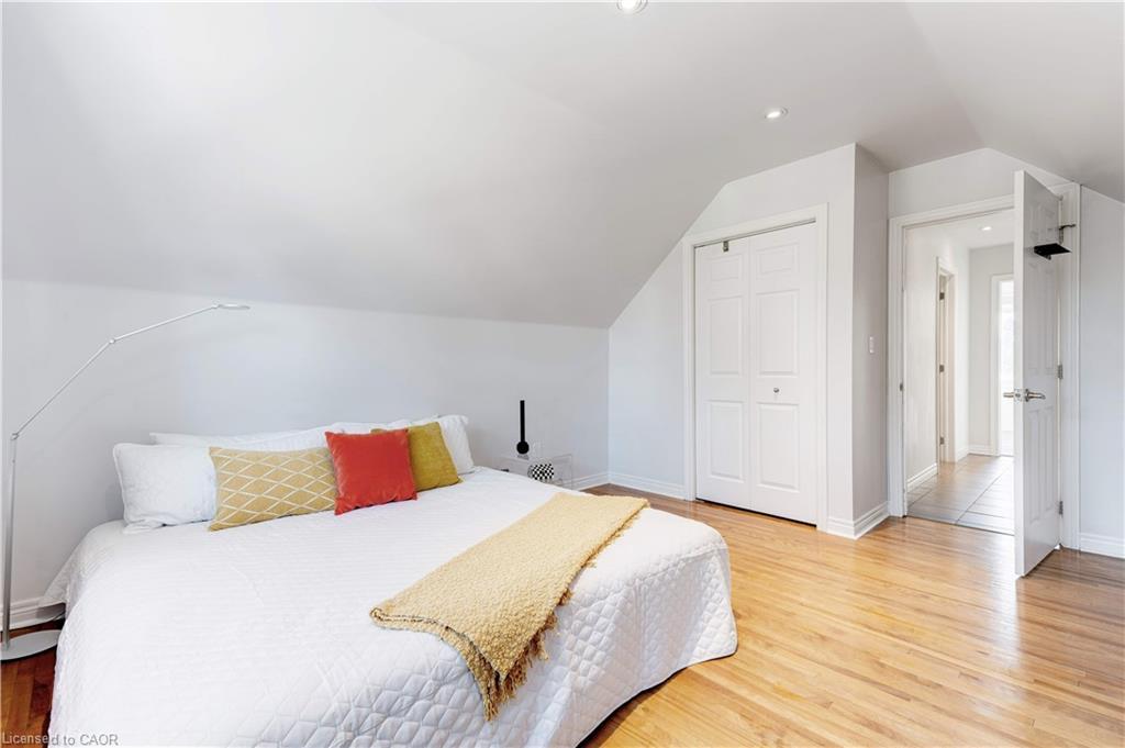 97 Knyvet Avenue, Hamilton, ON - Indoor Photo Showing Bedroom
