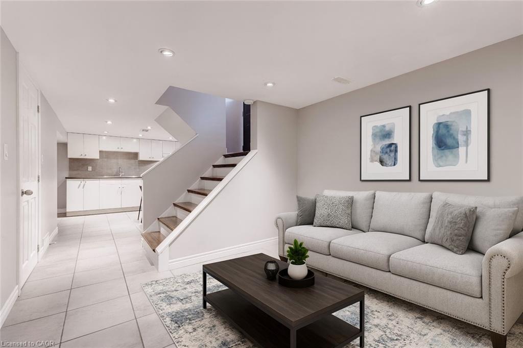 97 Knyvet Avenue, Hamilton, ON - Indoor Photo Showing Living Room