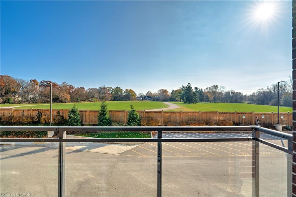 106-3290 New Street, Burlington, ON - Outdoor