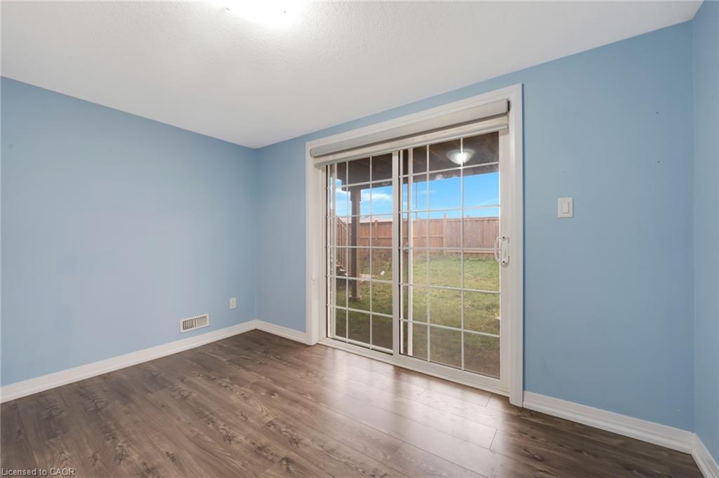 110 Ian Ormston Drive, Kitchener, ON - Indoor Photo Showing Other Room