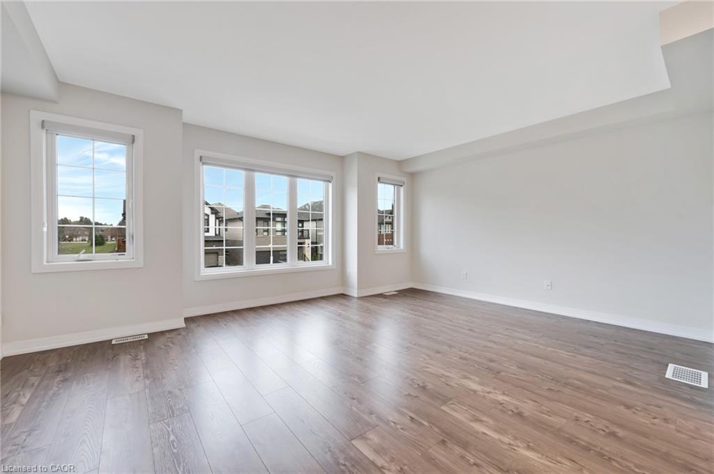 110 Ian Ormston Drive, Kitchener, ON - Indoor Photo Showing Other Room